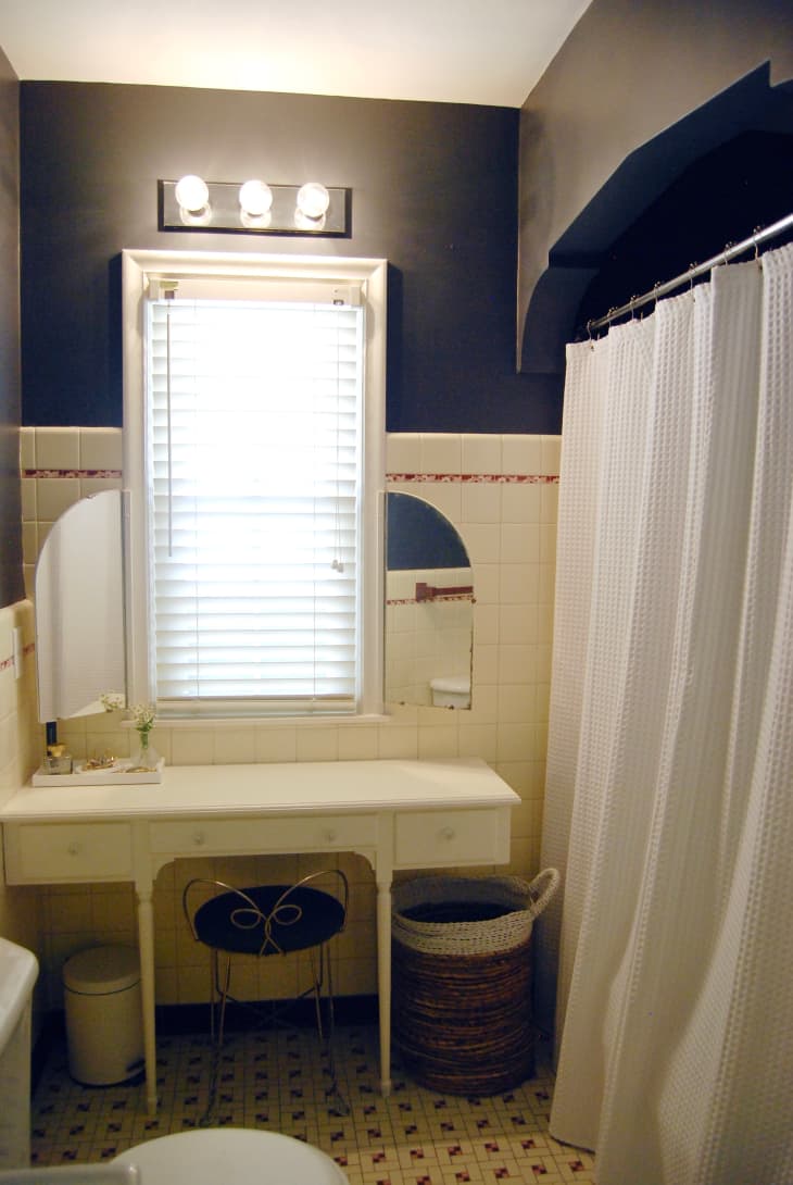 10 Styling Ideas for Small Rental Bathrooms Apartment Therapy